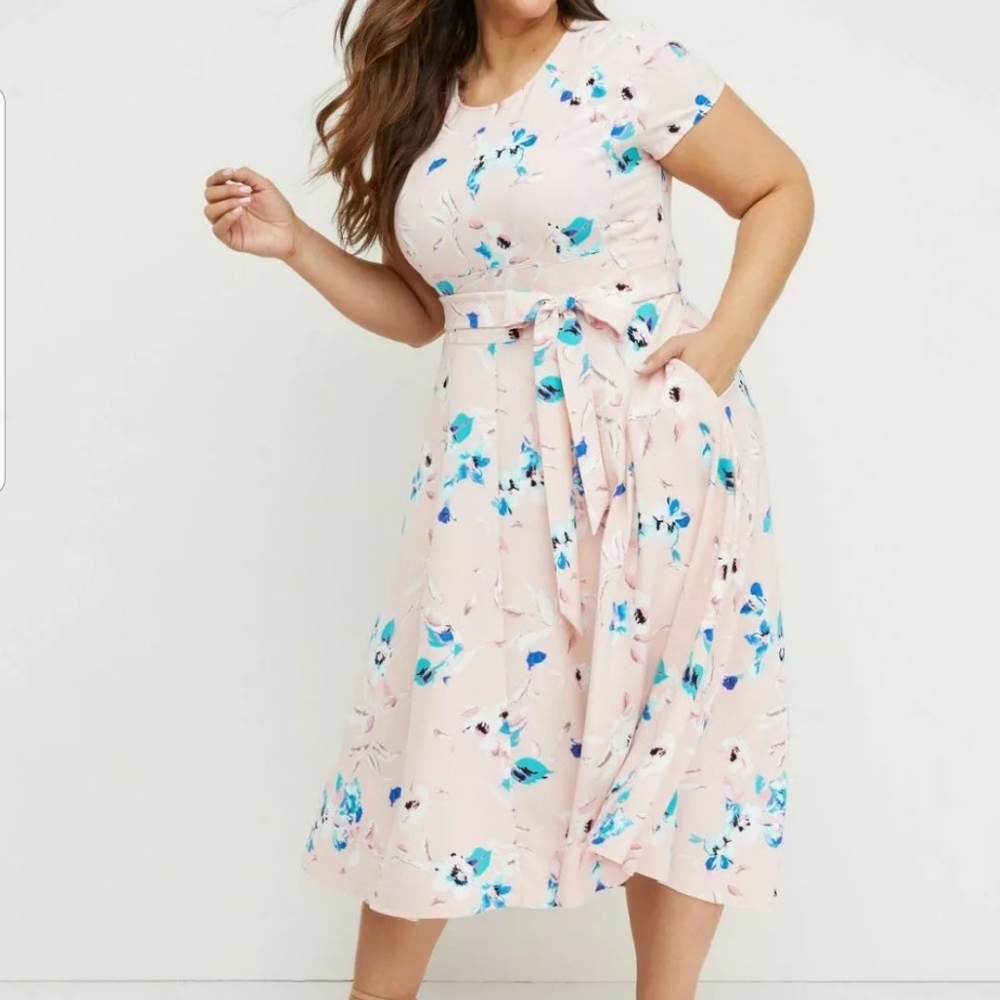 Size 14 pink high low dress with pockets!!!